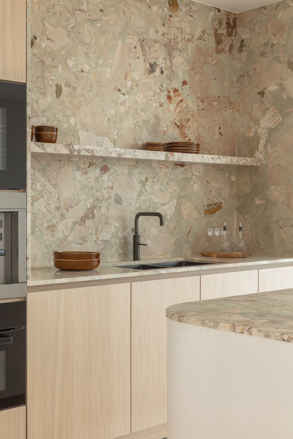 Solid Surface Wall Cladding and Floating Shelf